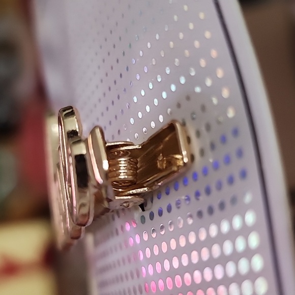 Quo Beauty "LOVE" Clip VALENTINE'S SPIRIT - Picture 5 of 10